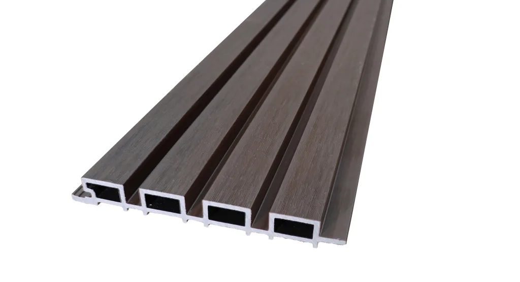 ไม้ผนัง 4 ลอน Luxury กำแพงเมืองจีน สีไม้ชิงชัน