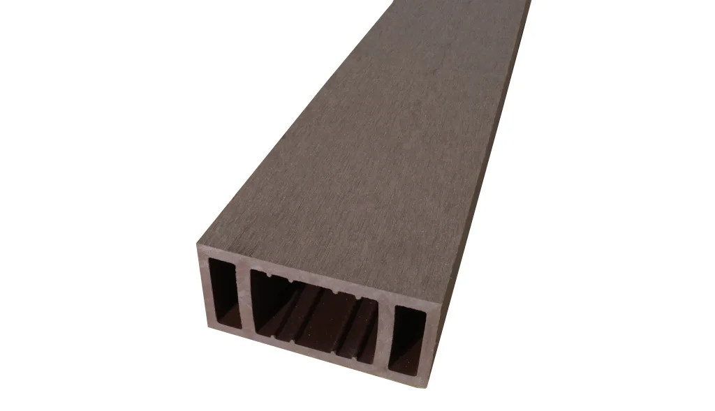 ระแนงไม้เทียม 3 รู สีกาแฟอ่อน